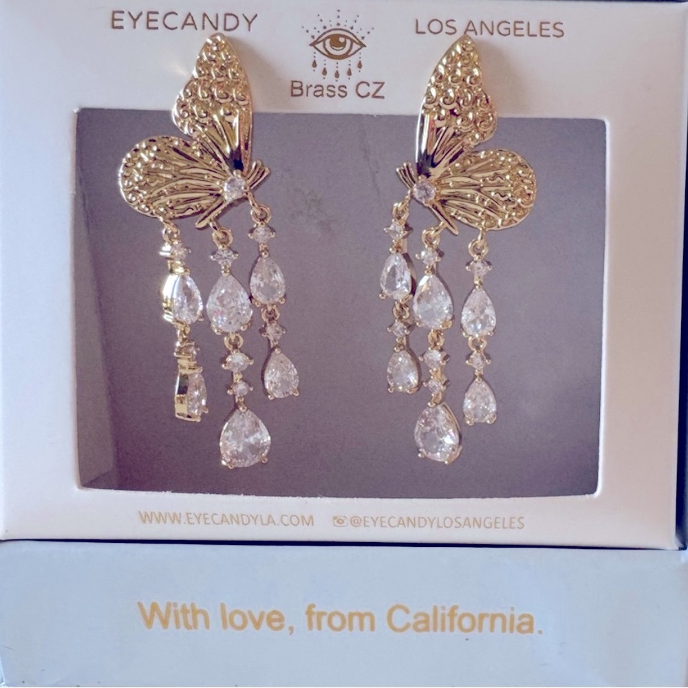NWT ⚜️🦋⚜️ Eye Candy Butterfly Lady CZ Crystal Dangle Earring - Picture 2 of 5